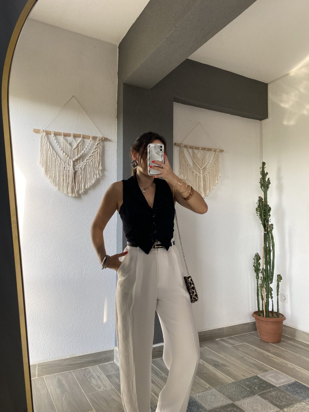 Marka Model Keten Sırt Dekolteli Crop Yelek - Görsel 5
