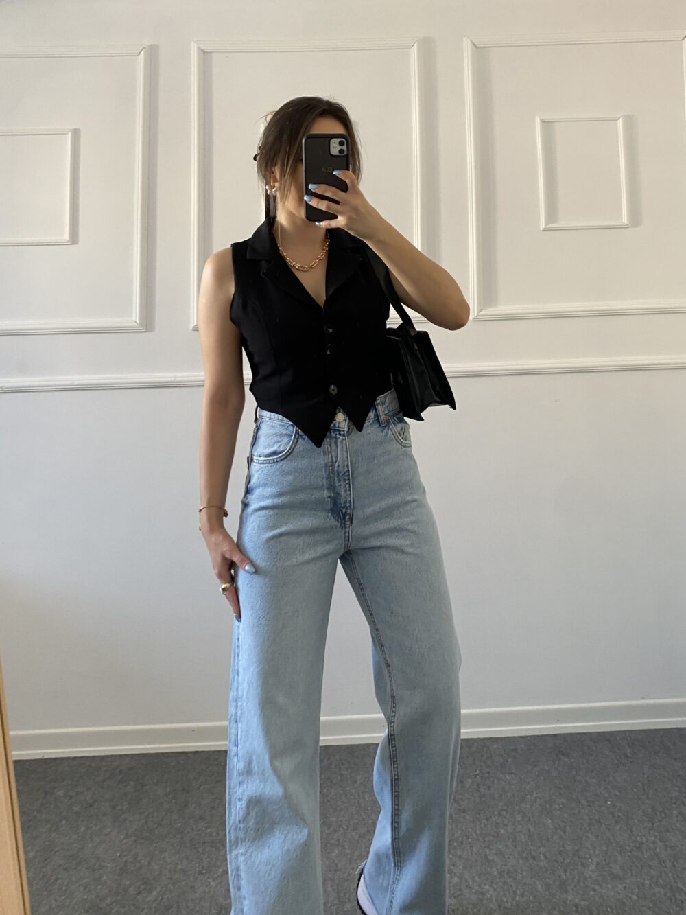 Marka Model Keten Sırt Dekolteli Crop Yelek - Görsel 3