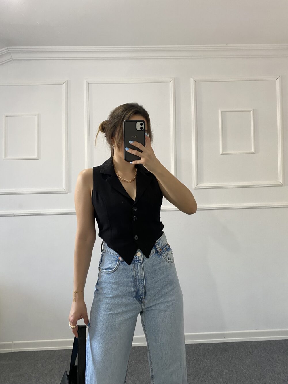 Marka Model Keten Sırt Dekolteli Crop Yelek