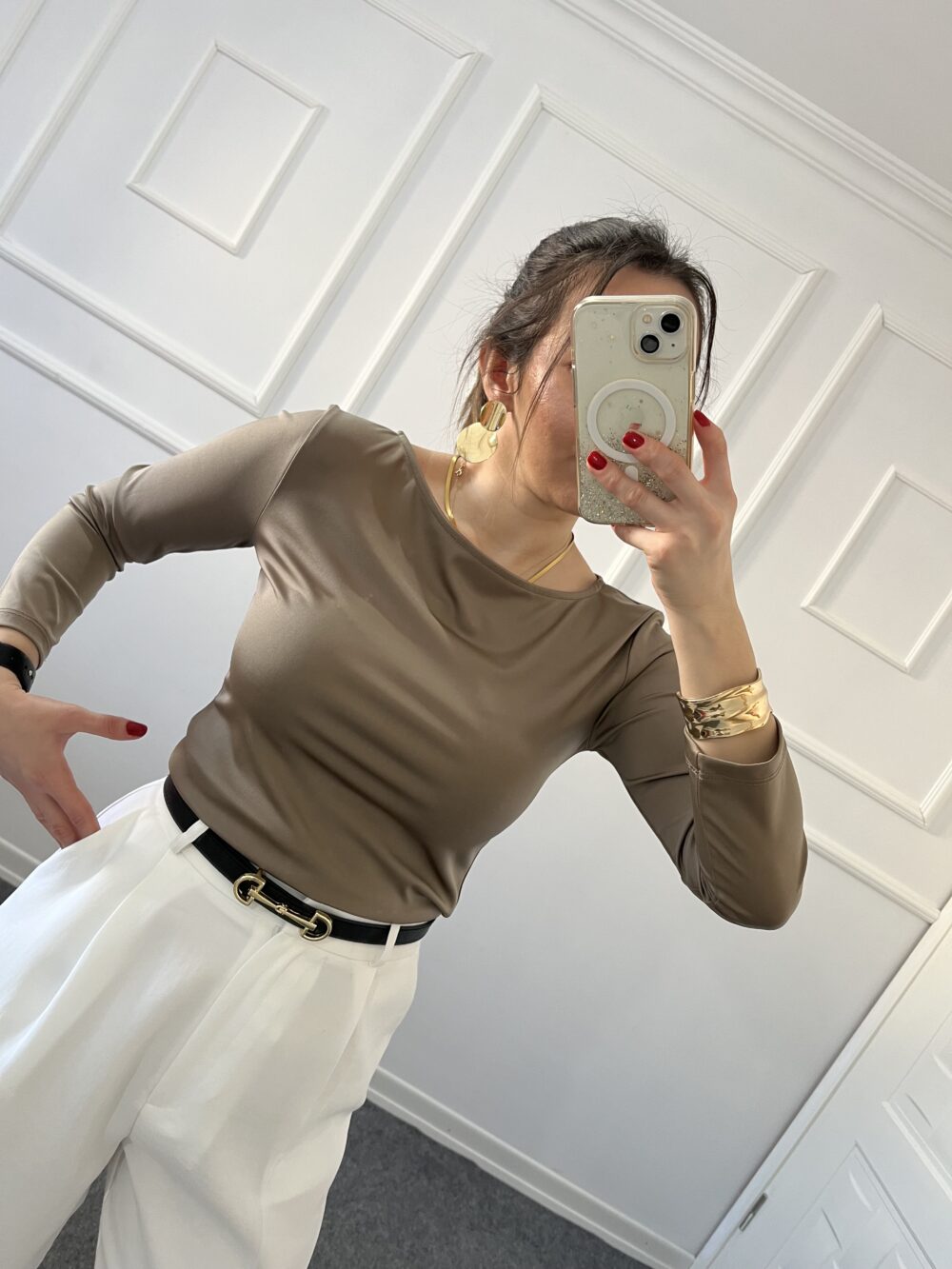 Marka Model Kayık Yaka Vizon Bluz - Görsel 4