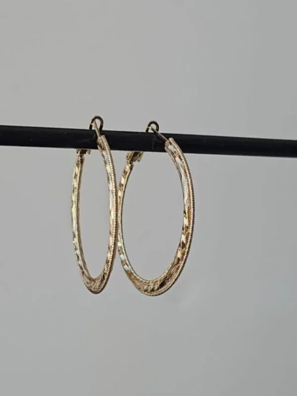 Xuping Halka Büyük Desenli 14K Küpe